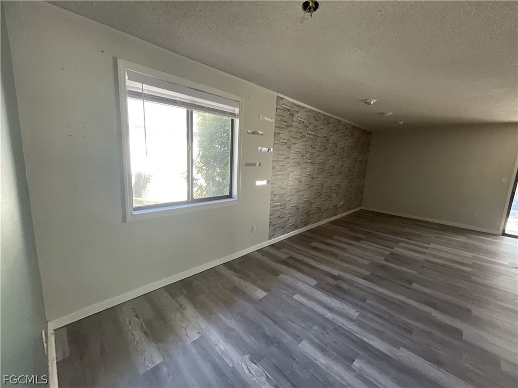 16264 Shadow Pine Road North Fort Myers FL 33917 2026008840 image16