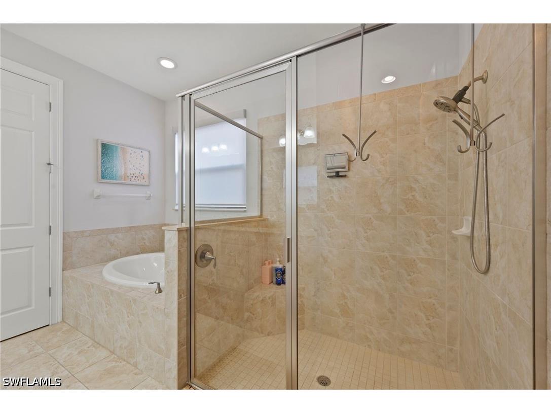 16266 Aberdeen Way Naples FL 34110 226013060 image24