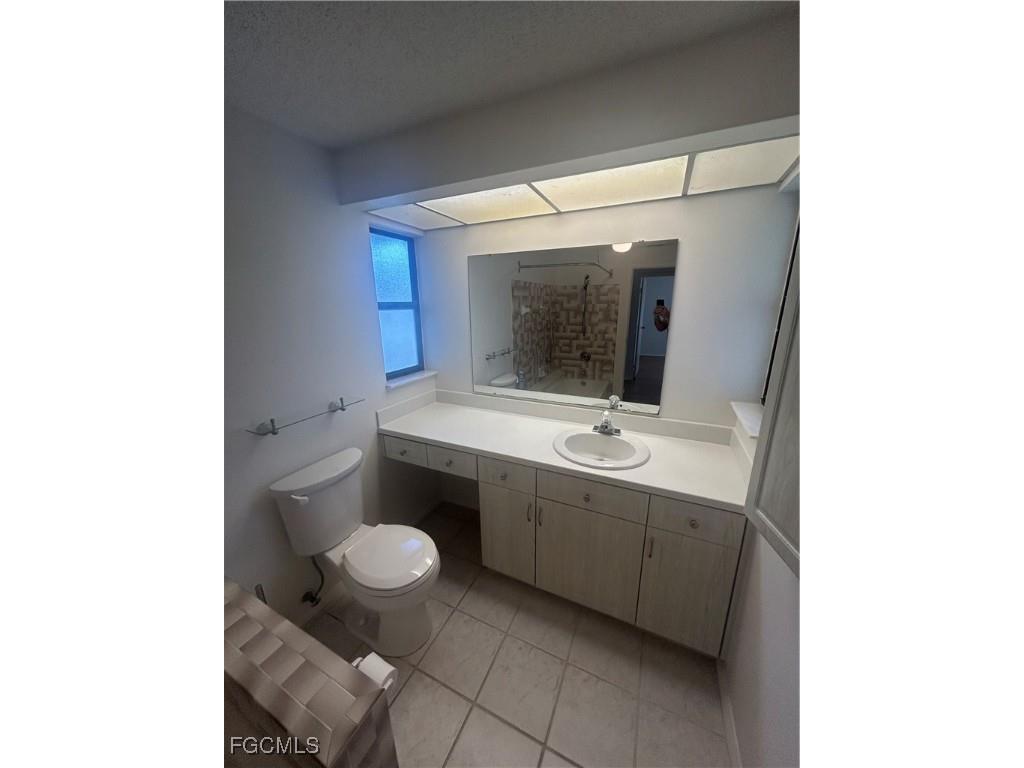 16268 Shadow Pine Road North Fort Myers FL 33917 2025012586 image16