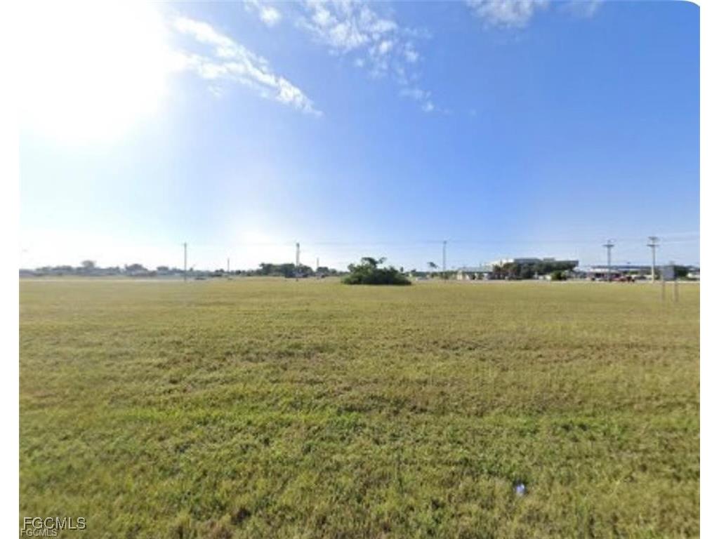 1627 NE 16th Terrace Cape Coral FL 33909 2026004793 image1