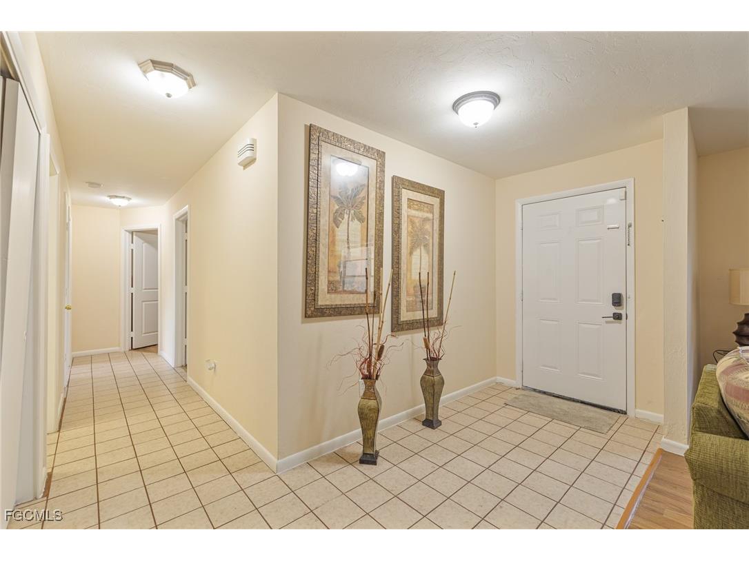 1628 Country Club Boulevard Cape Coral FL 33990 2025026441 image14
