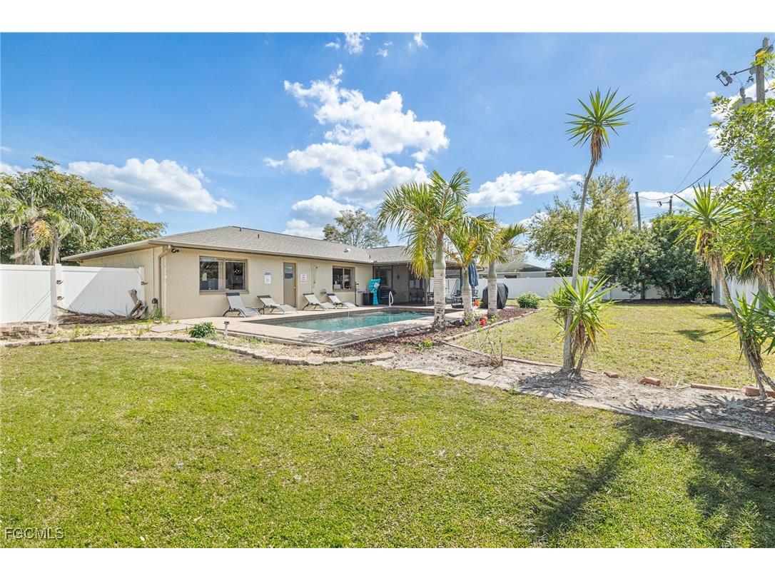 1628 Country Club Boulevard Cape Coral FL 33990 2025026441 image7