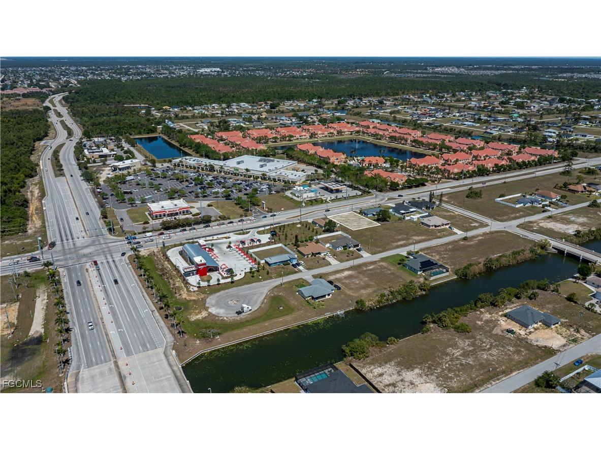 1628 Kismet Parkway E Cape Coral FL 33909 2025013637 image8