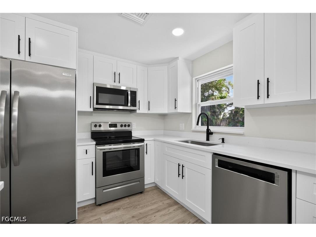 1628 N Flossmoor Road Fort Myers FL 33919 2026029210 image13