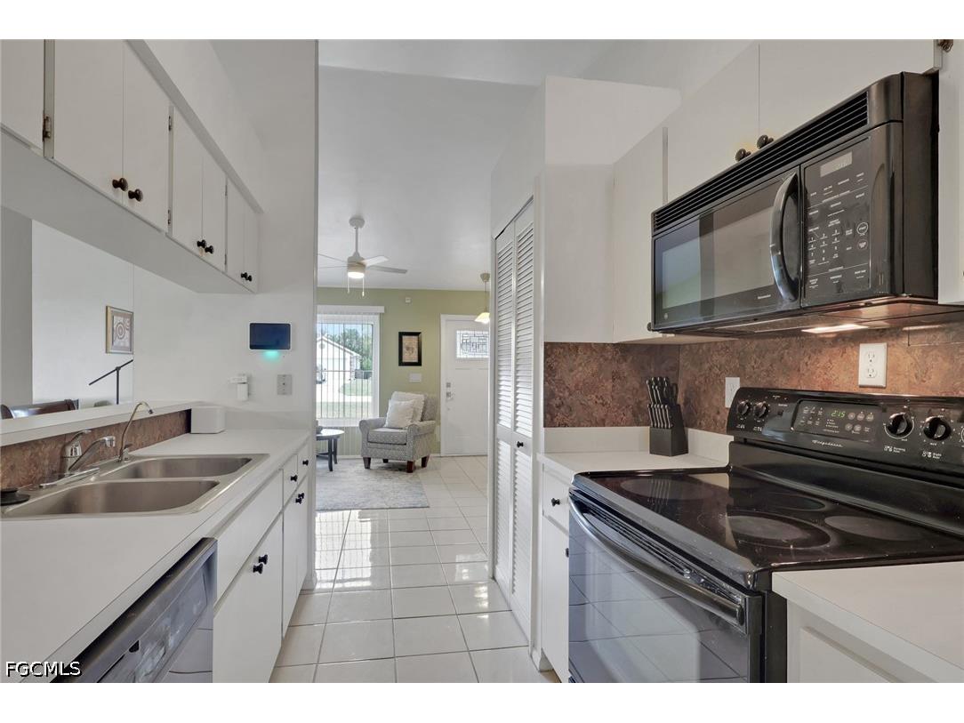1628 SW 12th Lane Cape Coral FL 33991 2026021169 image10