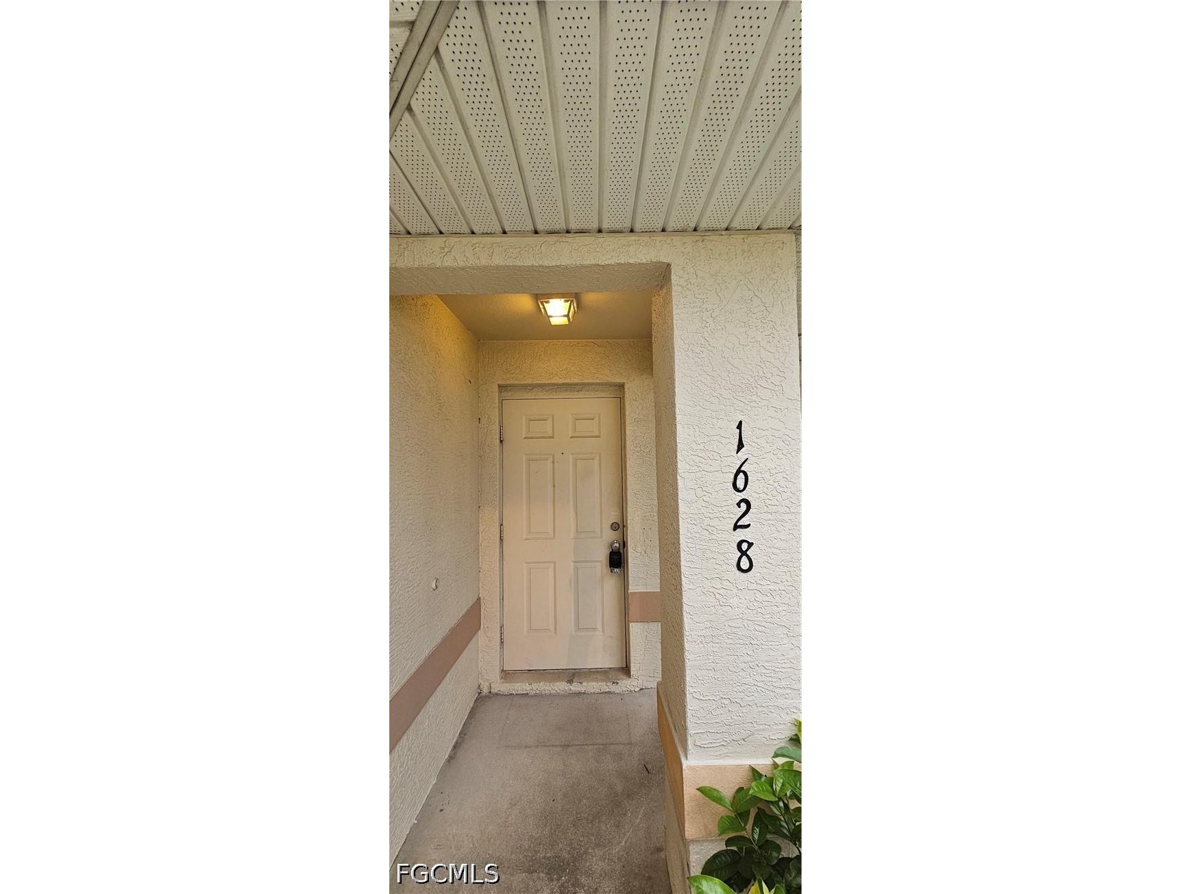 1628 SW Santa Barbara Place Cape Coral FL 33991 2026025767 image2
