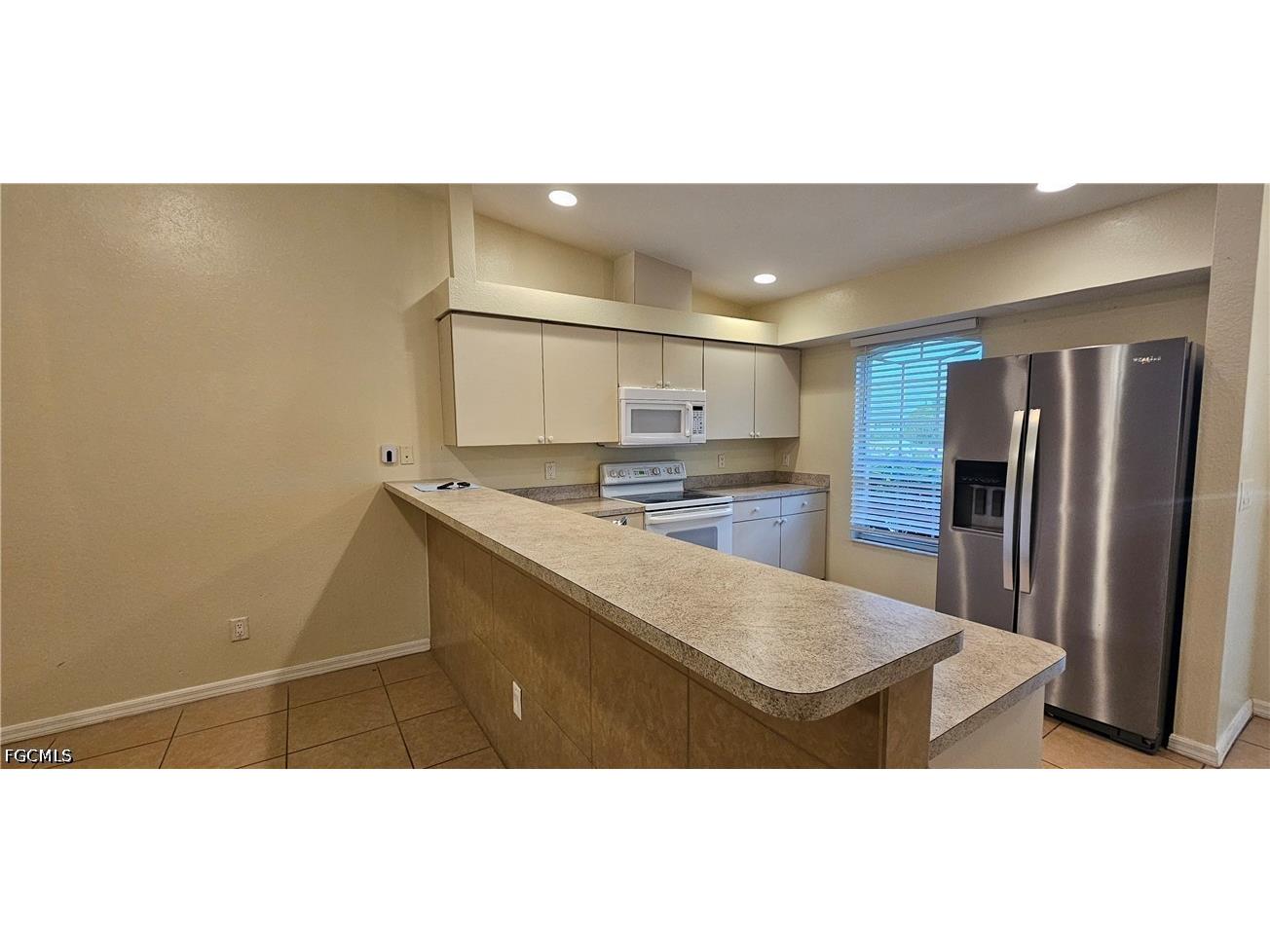 1628 SW Santa Barbara Place Cape Coral FL 33991 2026025767 image4