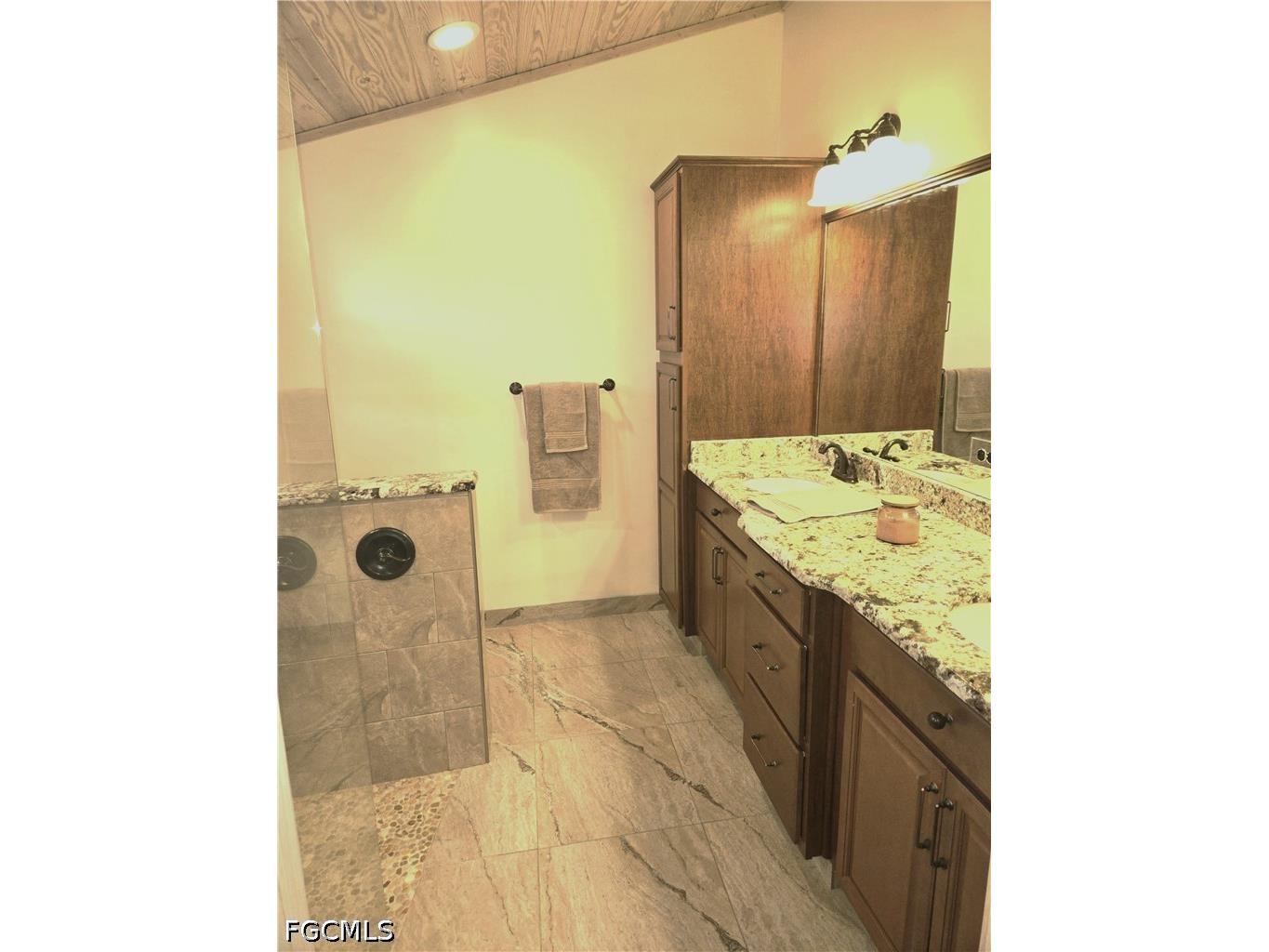  North Fort Myers FL 33917 2026022253 image30