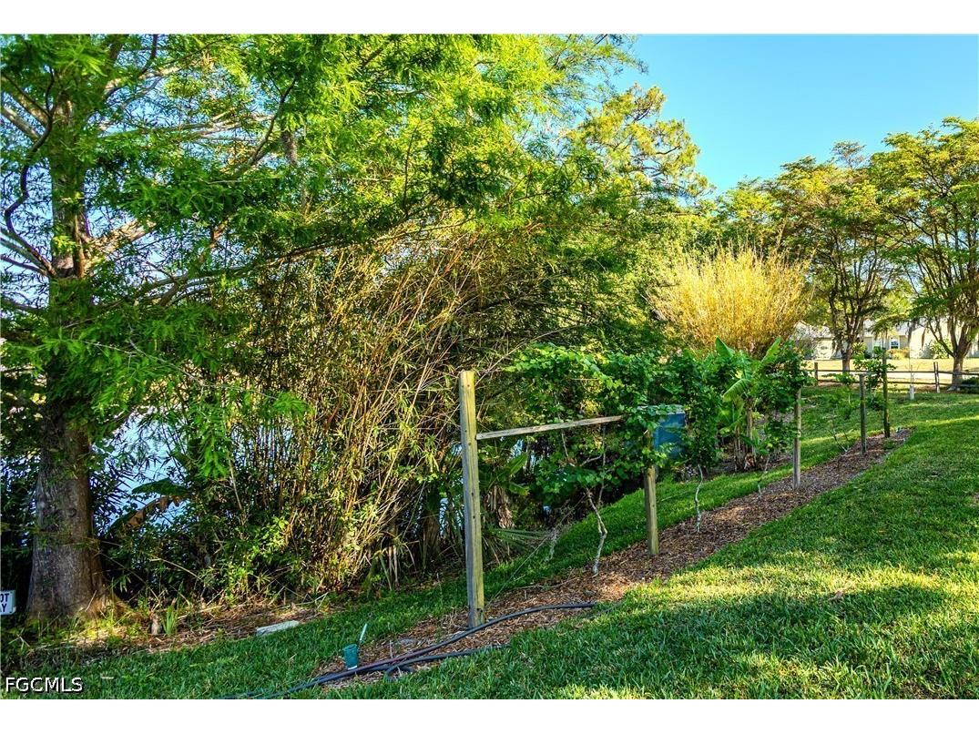  North Fort Myers FL 33917 2026022253 image47