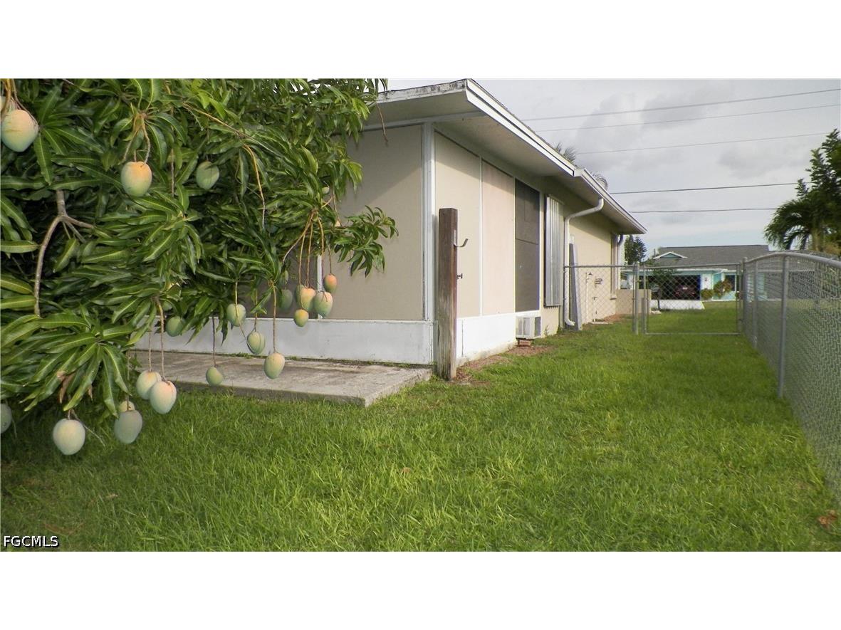 1629 SE 12th Street Cape Coral FL 33990 2026027129 image4