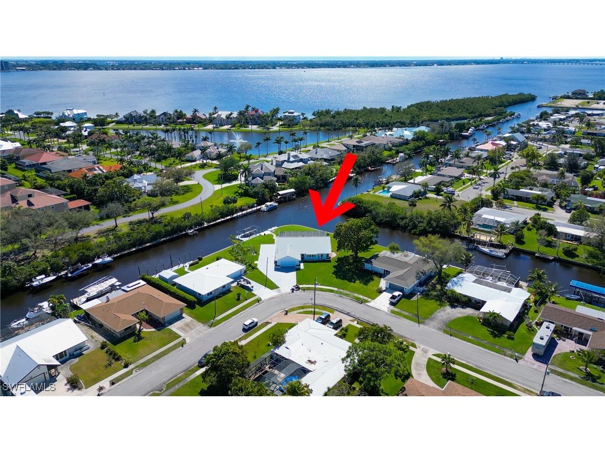 1629 Swan Terrace North Fort Myers FL 33903 225018929 image1
