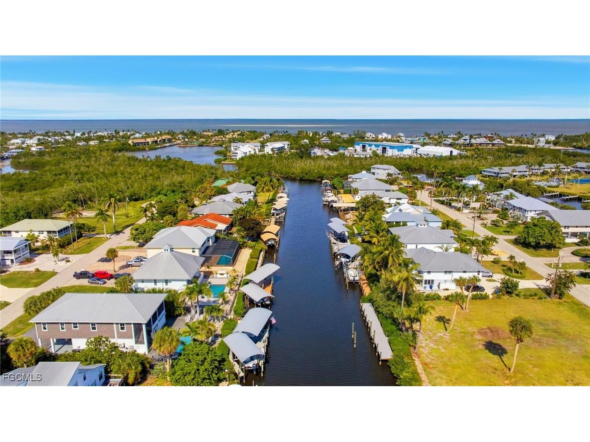 16296 Estuary Court Bokeelia FL 33922 2025018403 image6