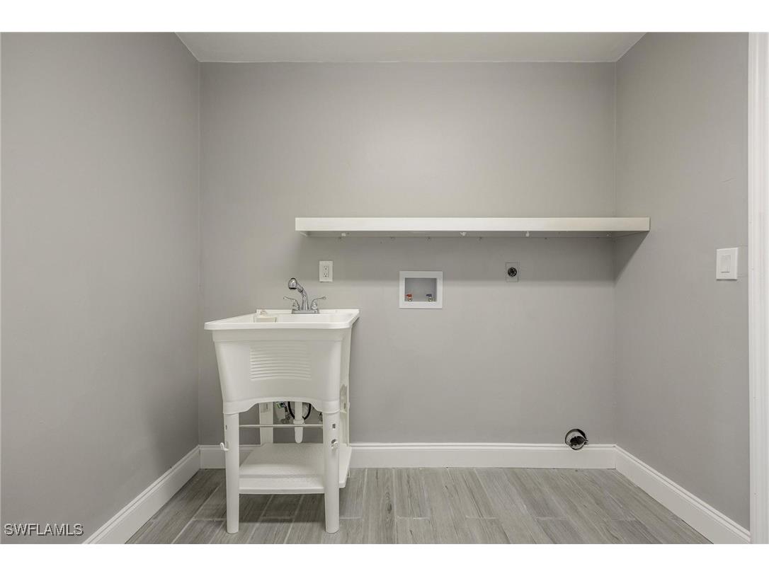 16296 Kelly Woods Drive Fort Myers FL 33908 224090372 image24