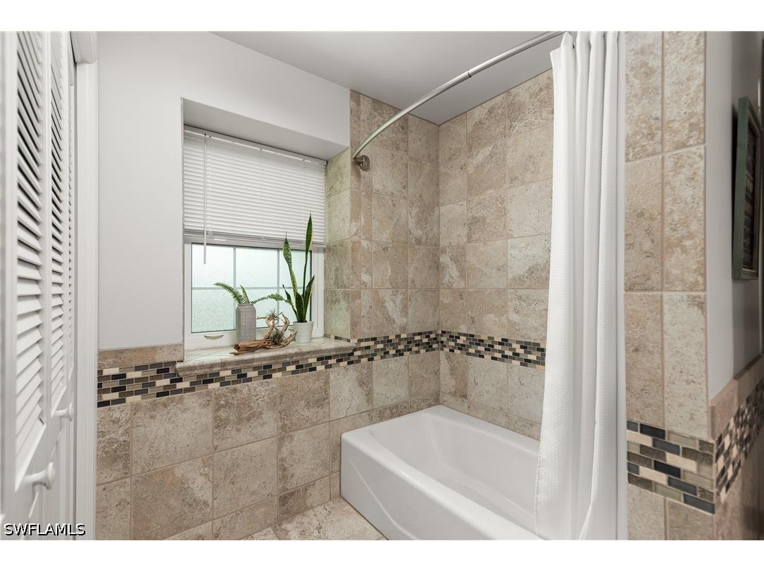 163 Bristol Lane #B 201 Naples FL 34112 226022563 image13