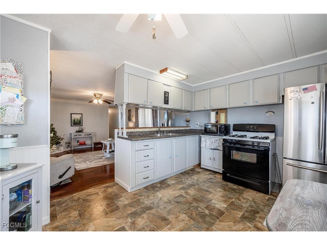 163 Chisholm Trail North Fort Myers FL 33917 2025019790 image14