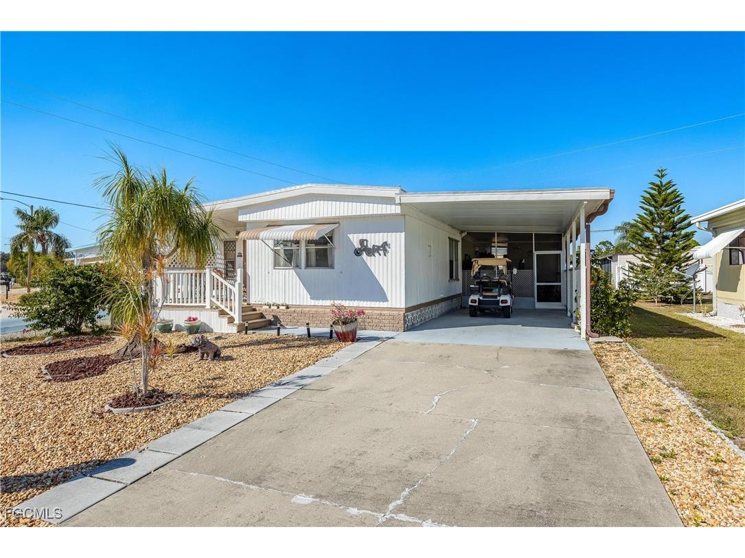 163 Chisholm Trail North Fort Myers FL 33917 2025019790 image4