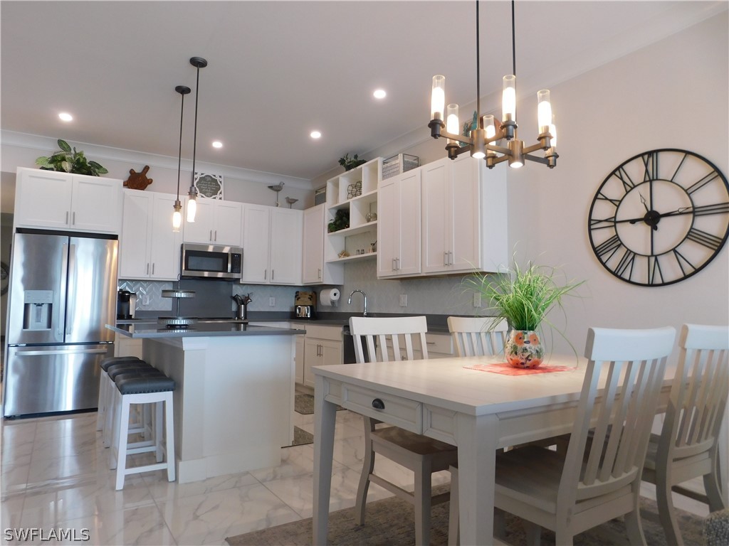 163 Indies Drive E #103 Naples FL 34114 224033232 image1