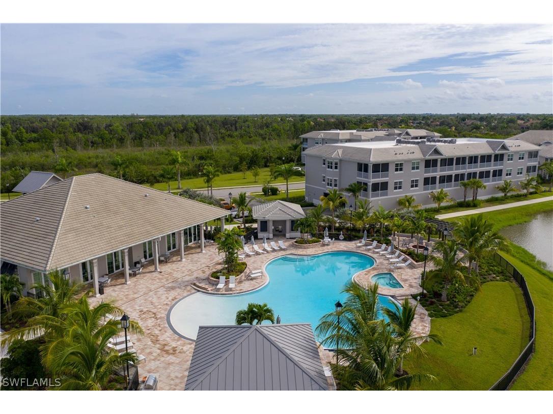 163 Indies Drive E #106 Naples FL 34114 222088564 image1