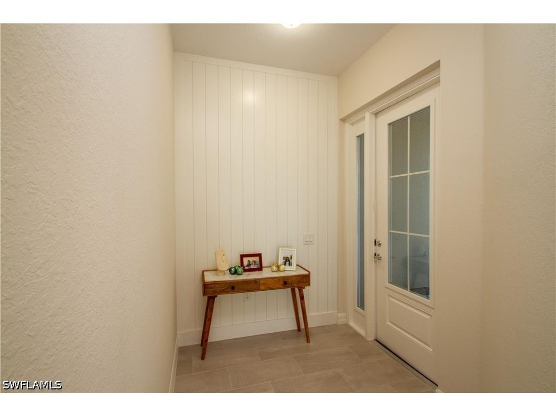 163 Indies Drive E #106 Naples FL 34114 226019739 image2