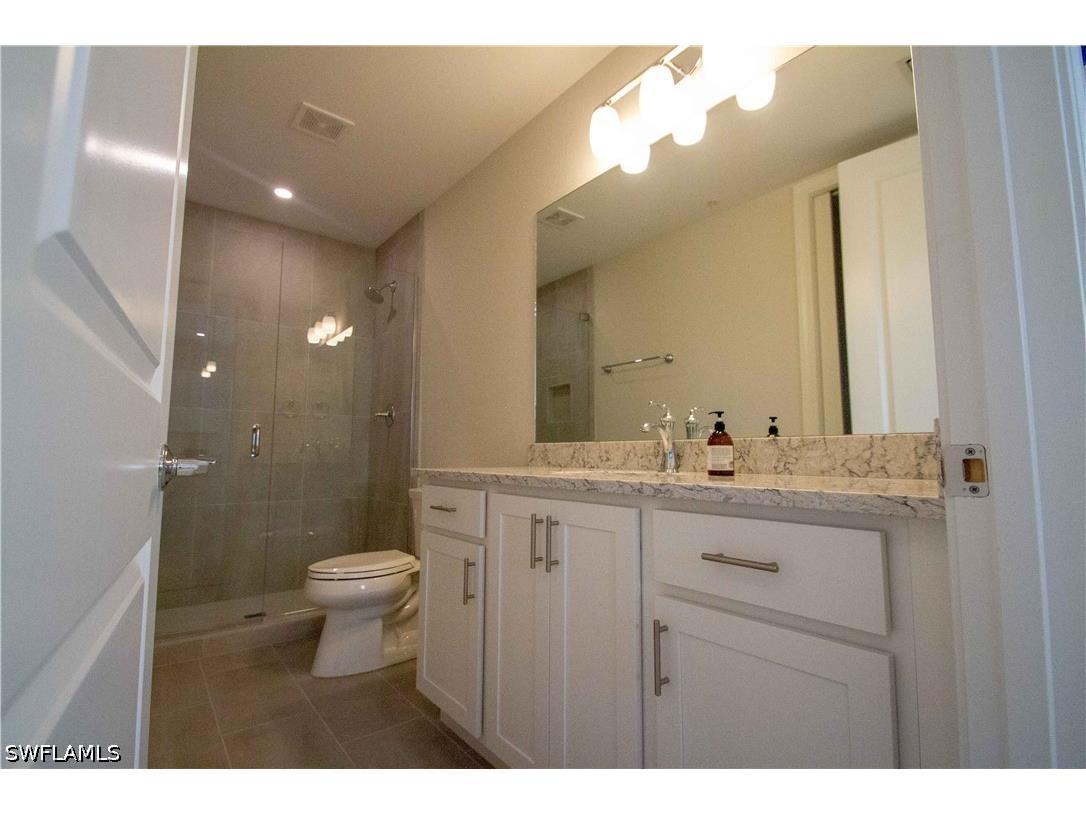 163 Indies Drive E #106 Naples FL 34114 226019739 image23