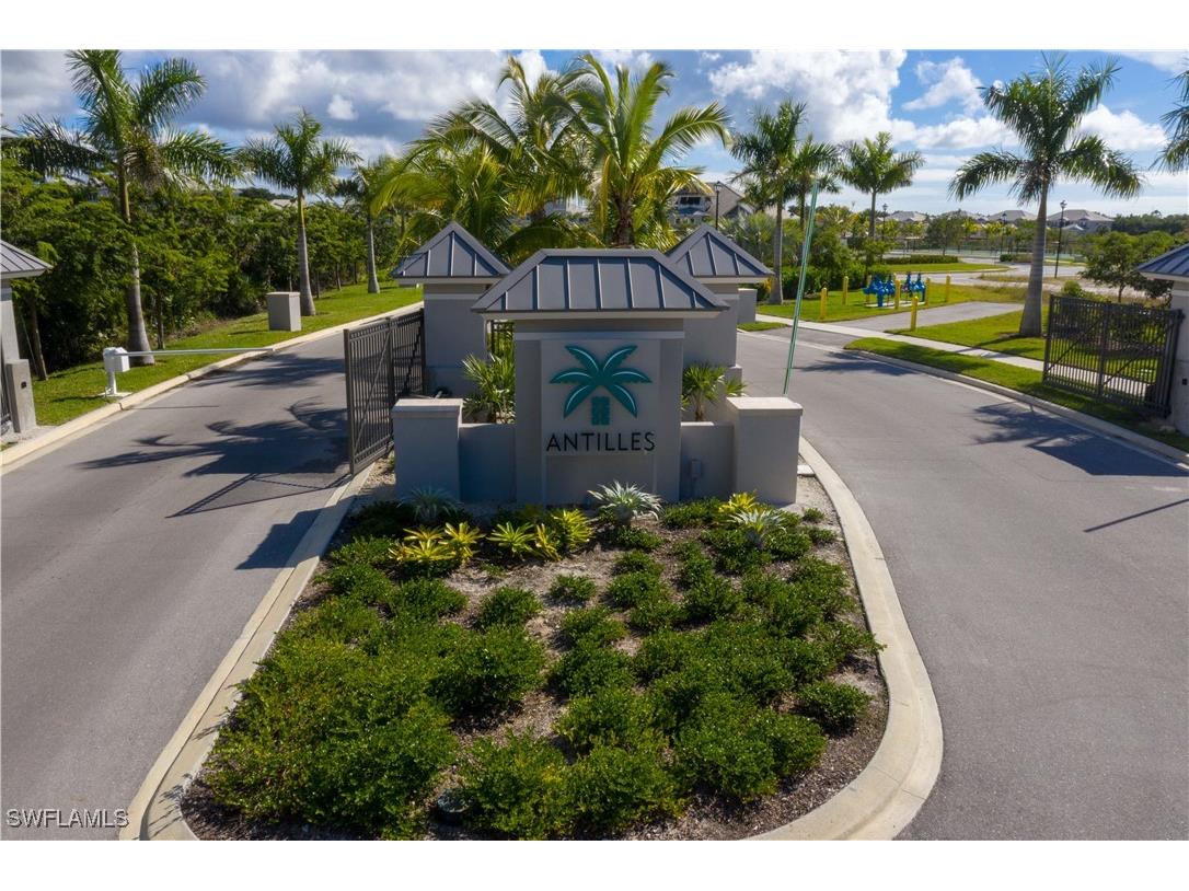 163 Indies Drive E #203 Naples FL 34114 225083018 image4