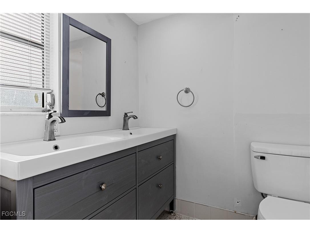 163 SW 48th Terrace Cape Coral FL 33914 2025012043 image18