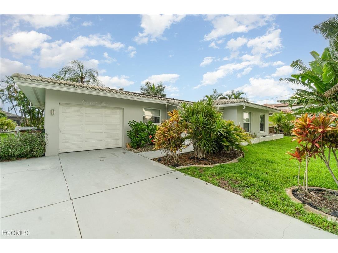 163 SW 51st Terrace Cape Coral FL 33914 2025018325 image1