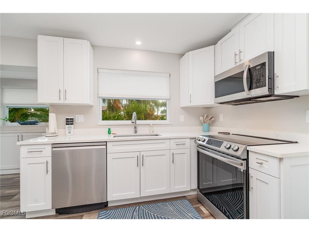 163 SW 51st Terrace Cape Coral FL 33914 2025018325 image4