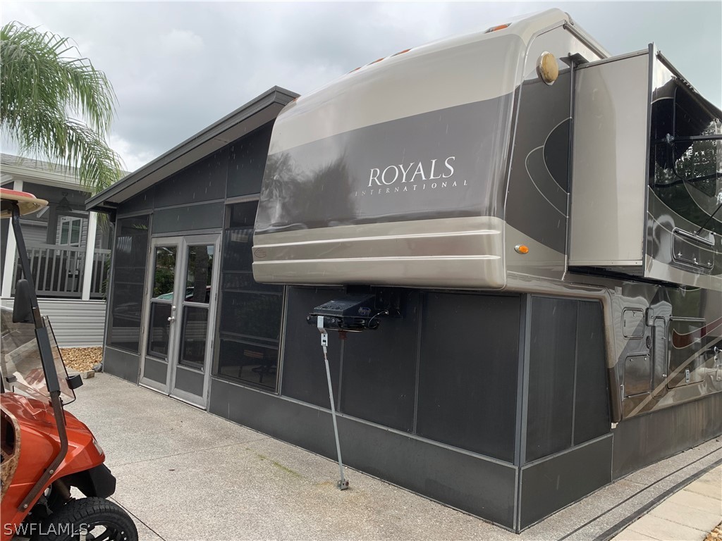 1630 Diamond Lake Circle Naples FL 34114 223008180 image1