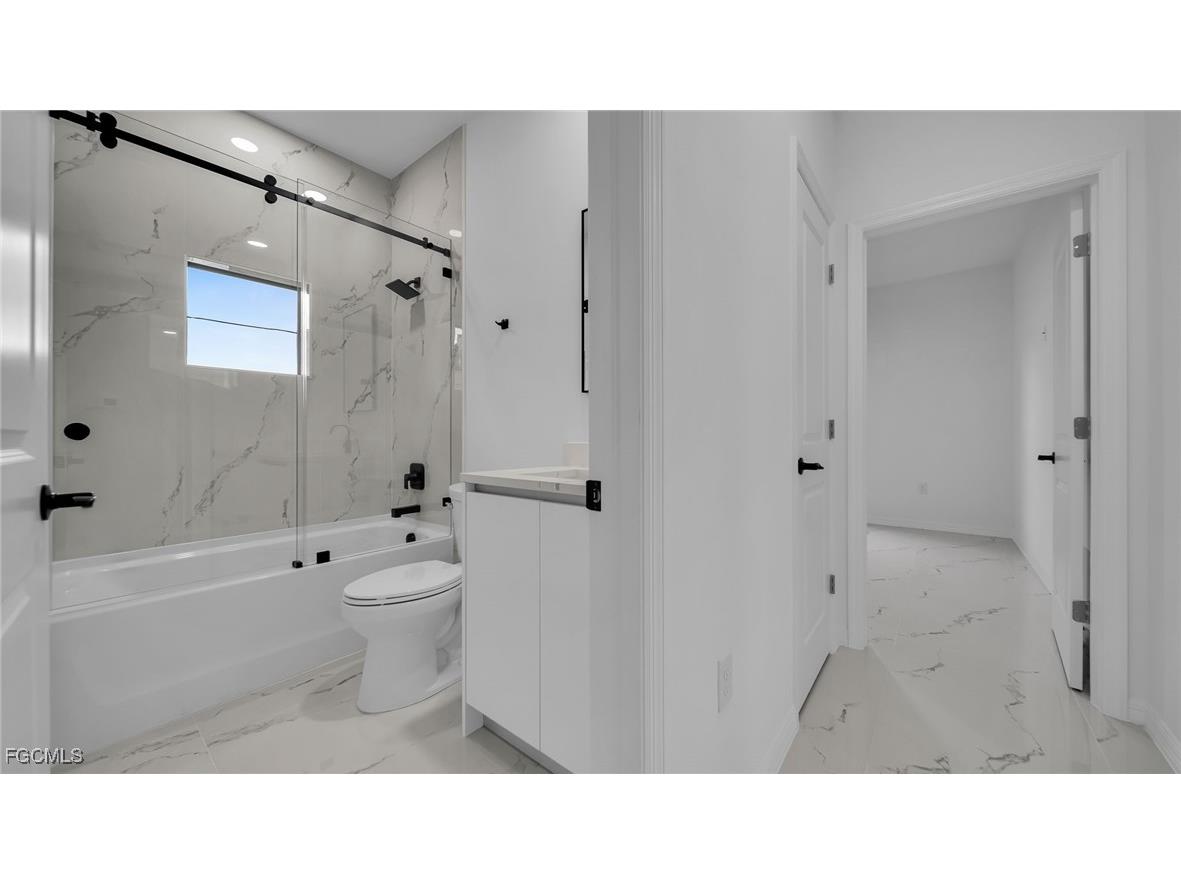 1630 NE 17th Terrace Cape Coral FL 33909 2025004897 image23