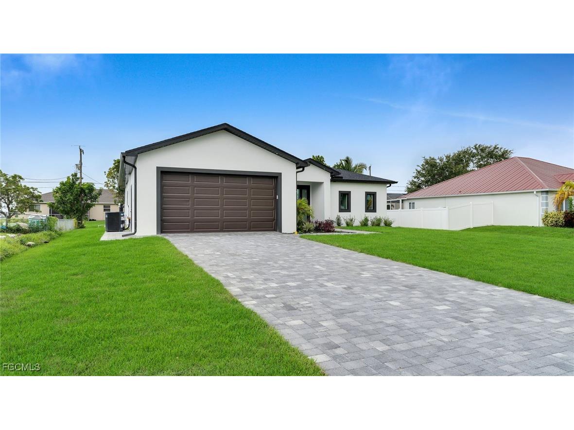 1630 NE 17th Terrace Cape Coral FL 33909 2025004897 image3