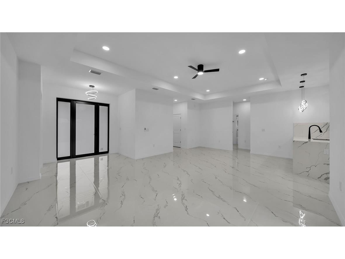 1630 NE 17th Terrace Cape Coral FL 33909 2025004897 image5