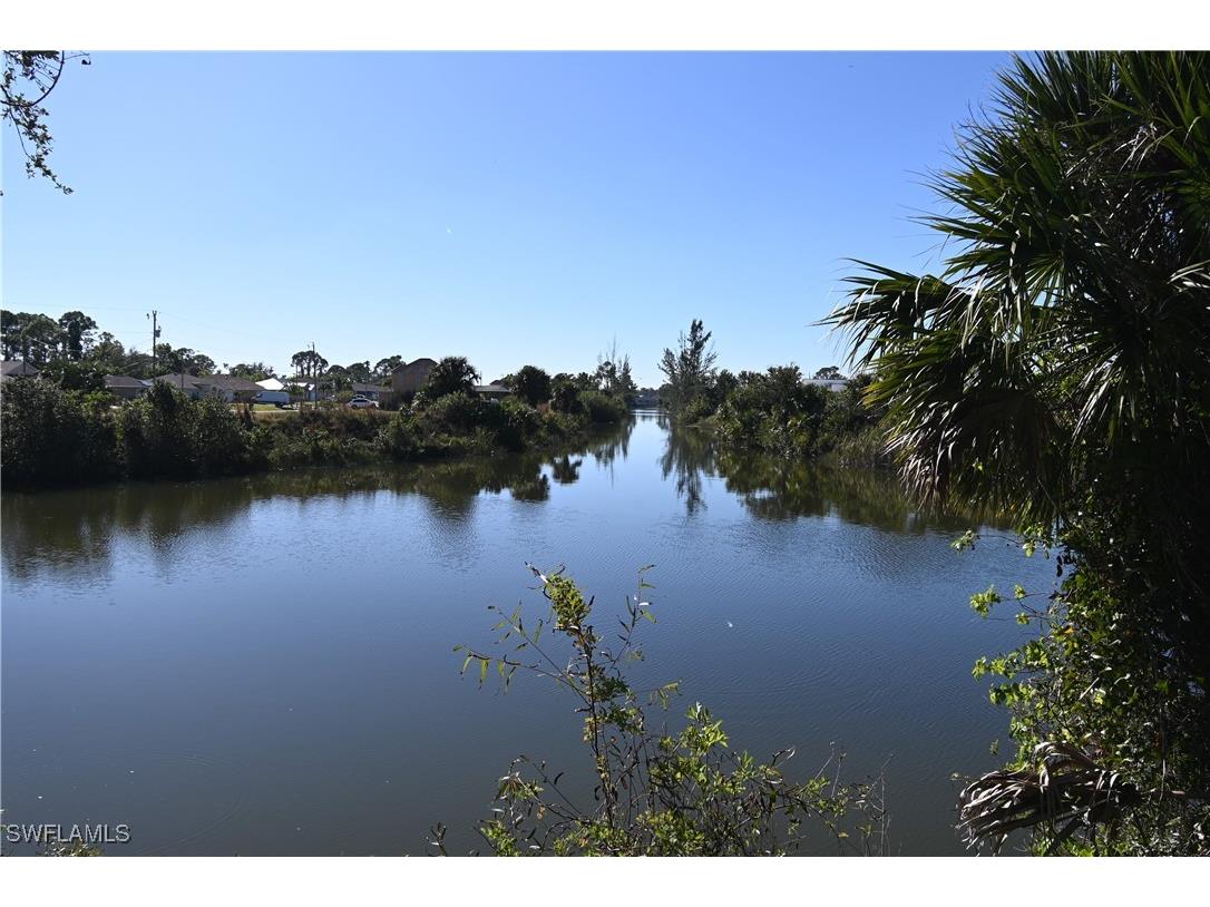 1630 NE 37th Street Cape Coral FL 33909 224096737 image1