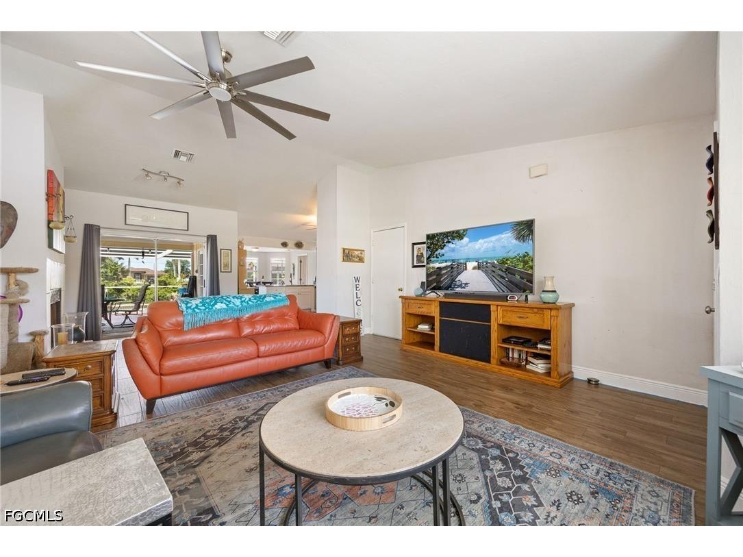 1630 SW 15th Avenue Cape Coral FL 33991 2026017201 image7