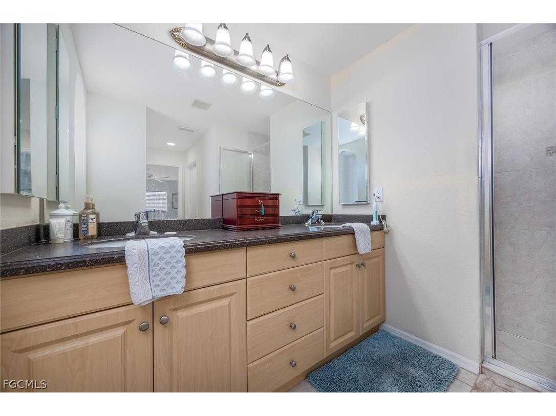 1630 SW 9th Place Cape Coral FL 33991 2026010791 image19