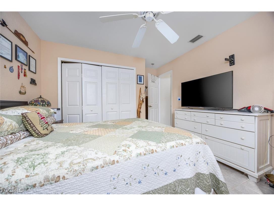1630 SW 9th Place Cape Coral FL 33991 2026010791 image22