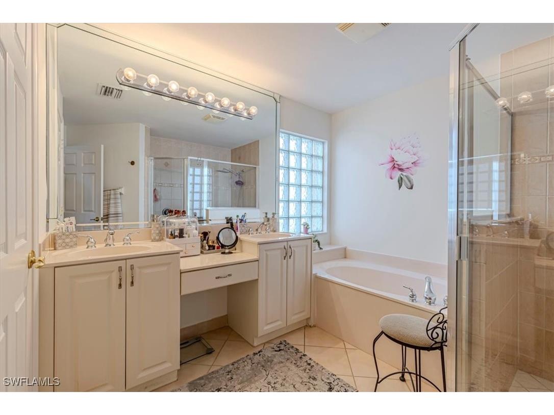 1630 Triangle Palm Terrace Naples FL 34119 225078116 image15