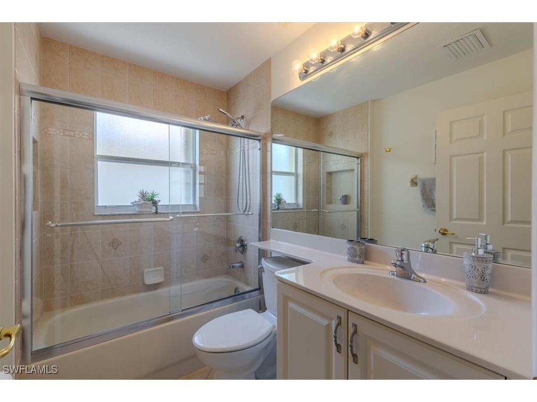 1630 Triangle Palm Terrace Naples FL 34119 225078116 image16