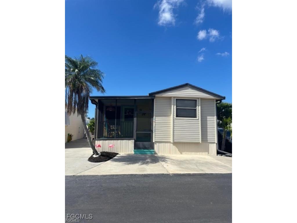 16300 Falstaff Lane #427 Fort Myers FL 33908 2025010225 image1