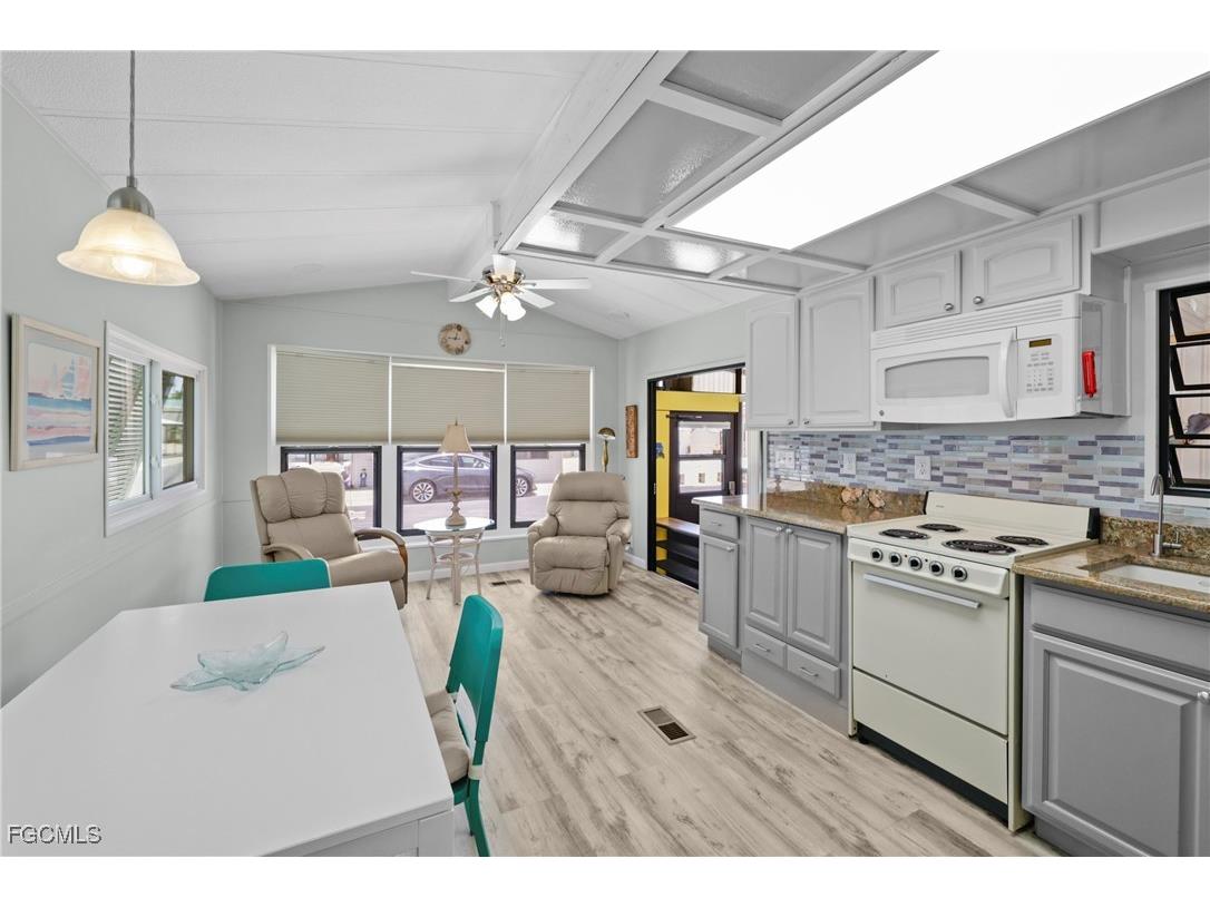 16300 Redclover Lane Fort Myers FL 33908 2025022253 image14