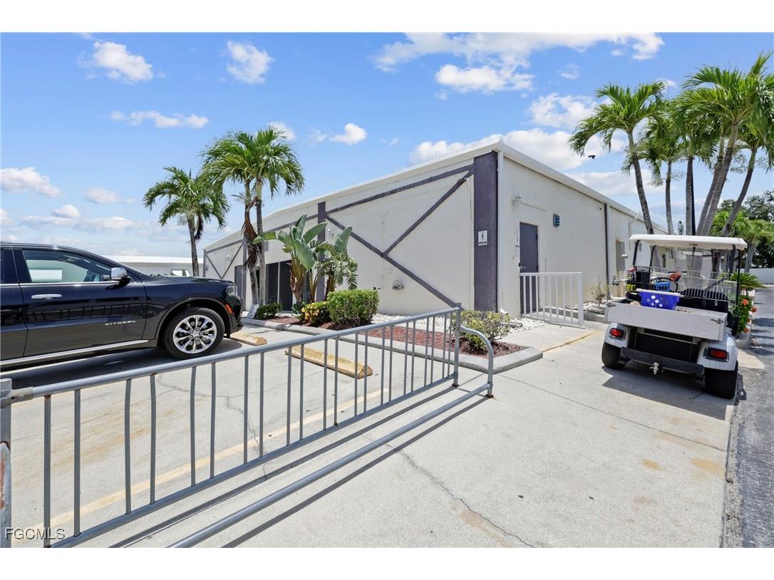 16300 Redclover Lane Fort Myers FL 33908 2025022253 image28