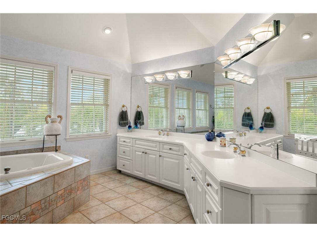 16309 Captiva Drive Captiva FL 33924 2025020755 image18