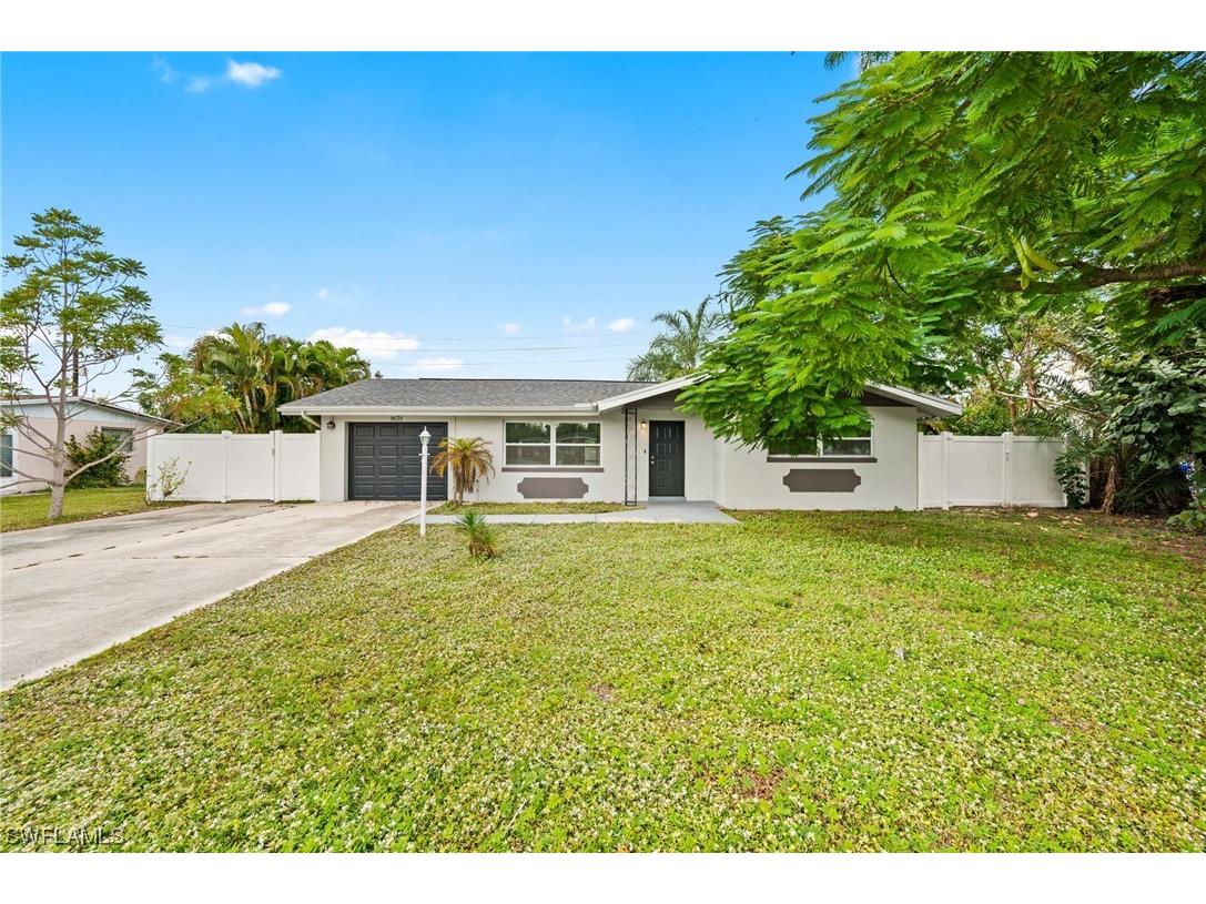 1631 Manor Avenue Fort Myers FL 33901 223090779 image1