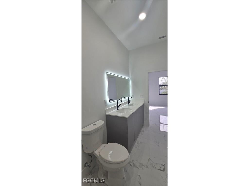 1631 NE 34th Street Cape Coral FL 33909 2025016821 image12