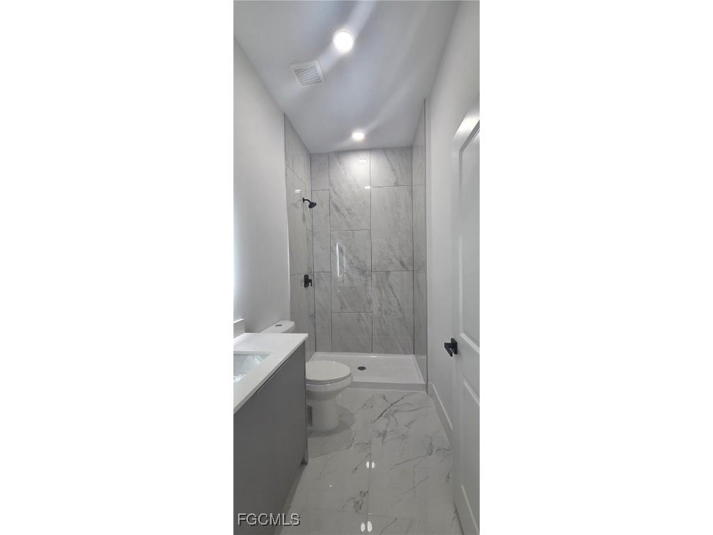 1631 NE 34th Street Cape Coral FL 33909 2025016821 image19