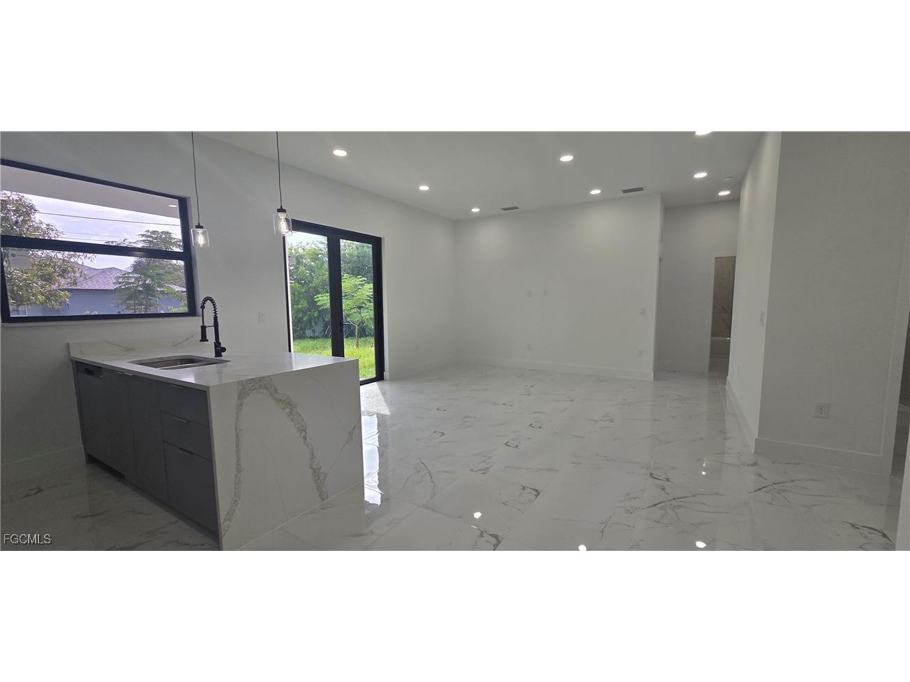 1631 NE 34th Street Cape Coral FL 33909 2025016821 image5