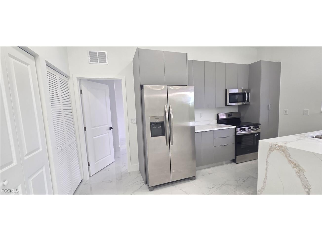 1631 NE 34th Street Cape Coral FL 33909 2025016821 image7