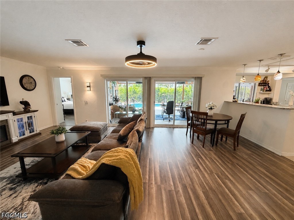 1631 SE 20th Street Cape Coral FL 33990 2026031101 image33