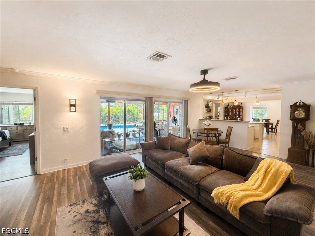 1631 SE 20th Street Cape Coral FL 33990 2026031101 image36