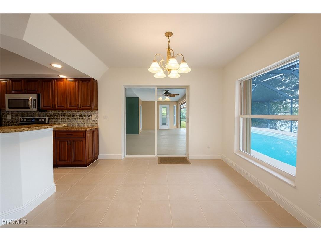 1631 SE 2nd Street Cape Coral FL 33990 2025018117 image10
